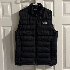 The North Face 550 Puffer Vest - Size Medium